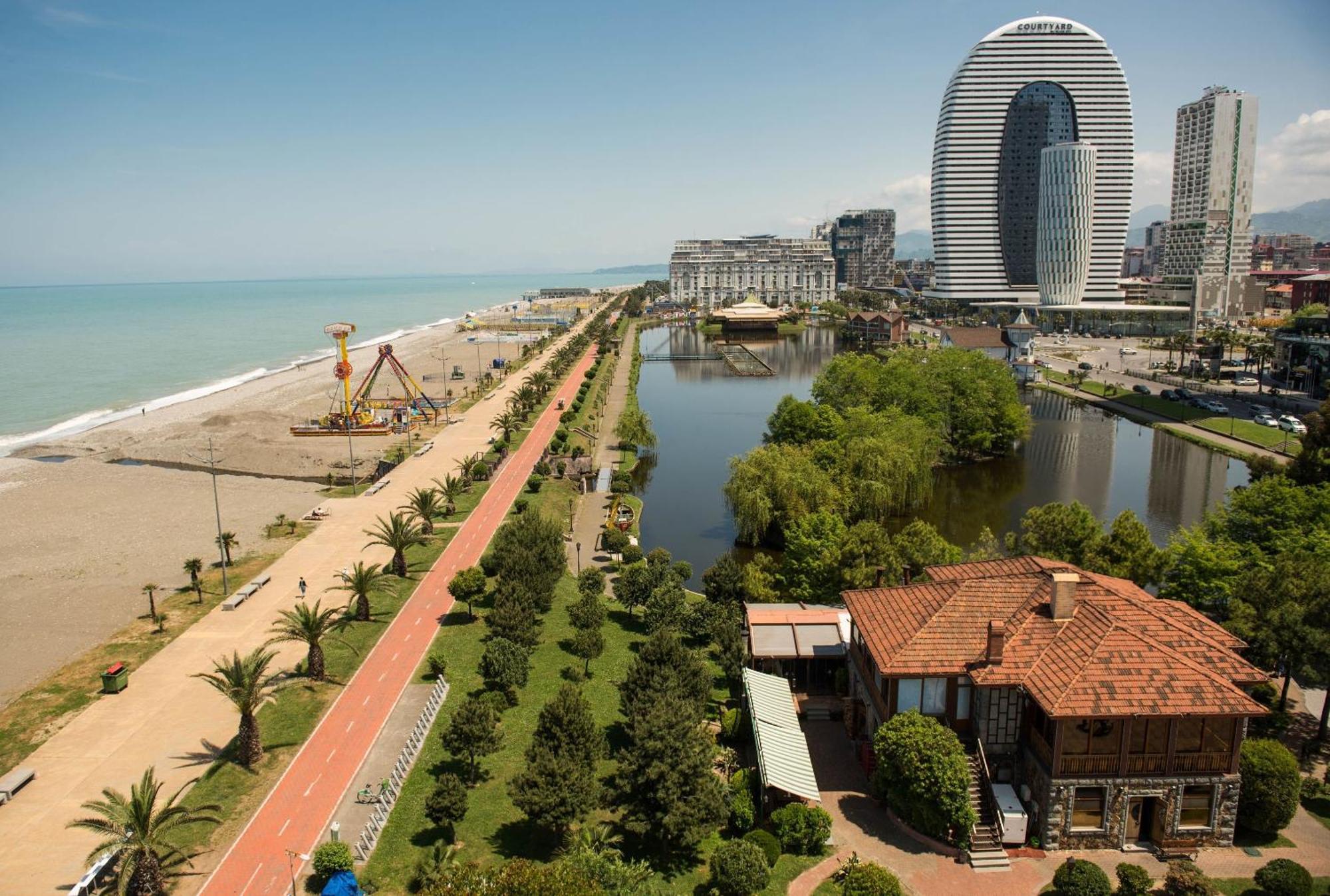 Hotel Orbit City Batumi Exterior foto