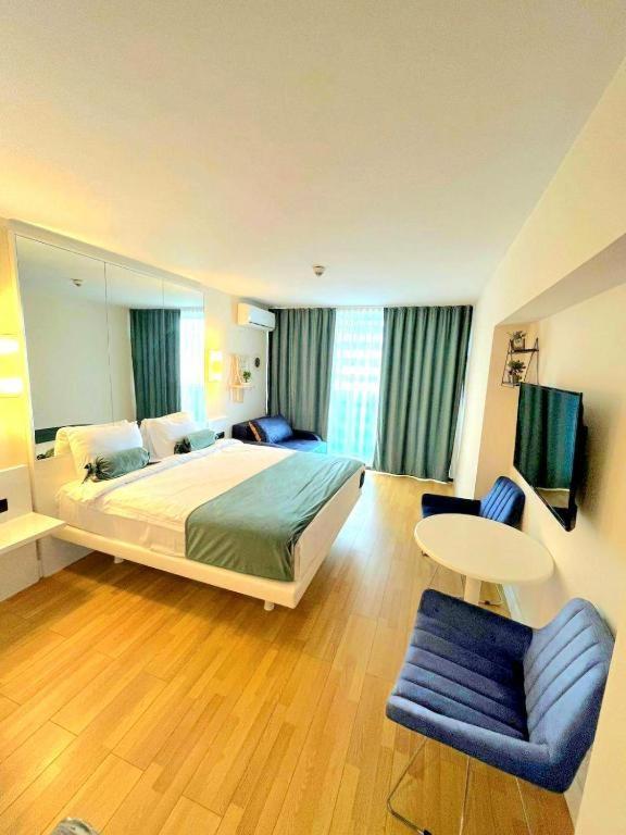 Hotel Orbit City Batumi Exterior foto